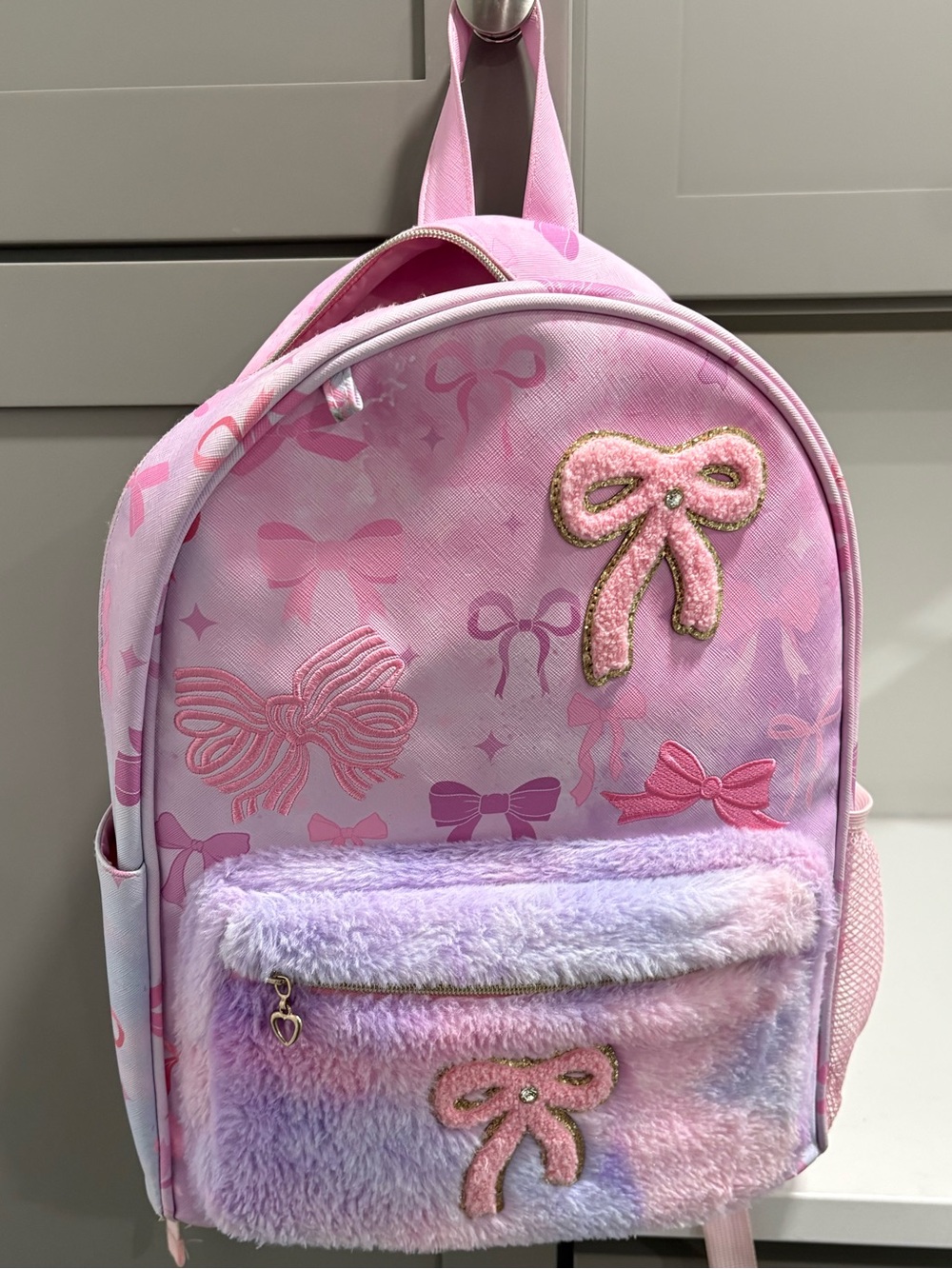 Adorable pink bow backpack 🎀